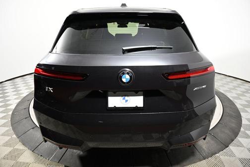 2026 BMW iX xDrive45