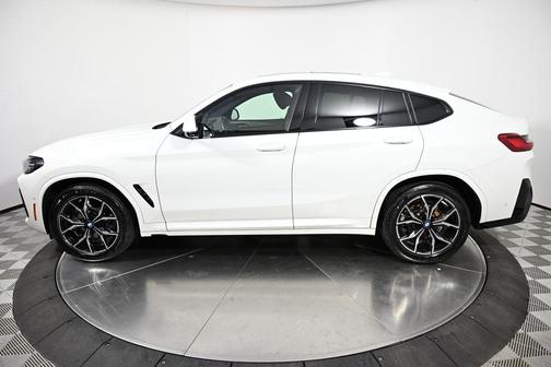 2023 BMW X4 xDrive30i