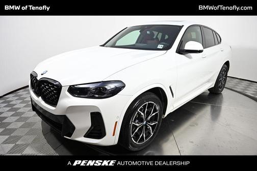 2023 BMW X4 xDrive30i