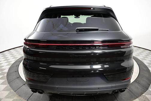 2024 Porsche Cayenne Cayenne