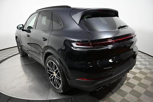 2024 Porsche Cayenne Cayenne