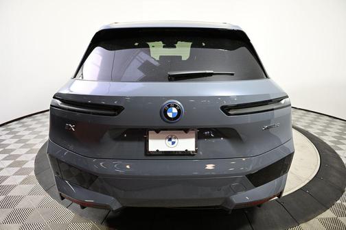 2025 BMW iX xDrive50