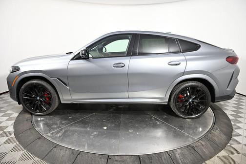 2026 BMW X6 M60i