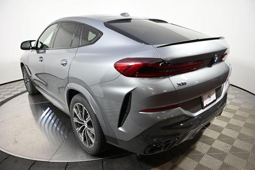 2026 BMW X6 M60i