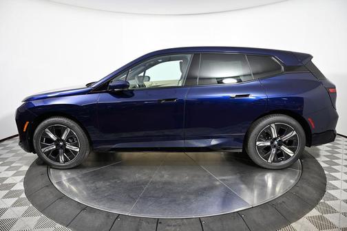 2026 BMW iX xDrive45