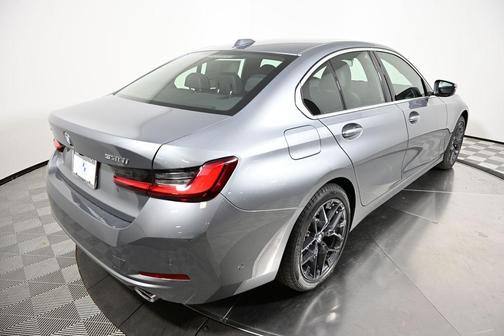 2026 BMW 330 xDrive NA