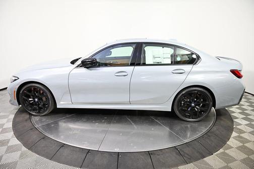 2025 BMW 330 i xDrive