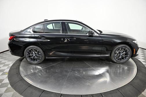 2025 BMW 330 i xDrive