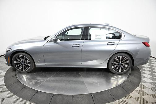 2026 BMW 330 i xDrive