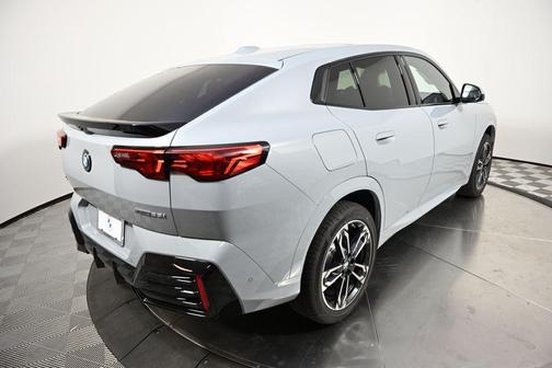 2026 BMW X2 xDrive28i