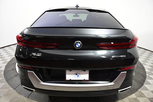 2023 BMW X6 xDrive40i