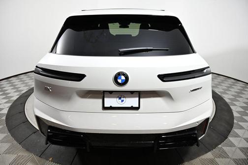 2026 BMW iX xDrive60