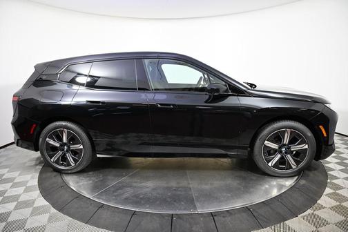 2026 BMW iX xDrive45