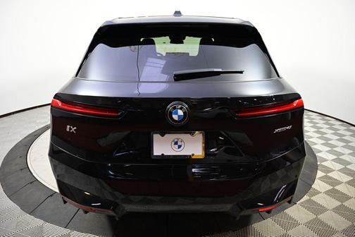 2026 BMW iX xDrive45