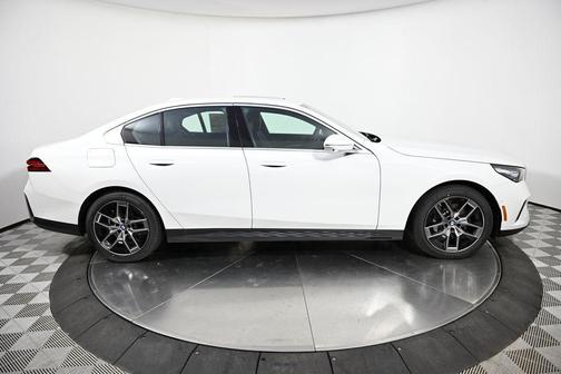2026 BMW 530 xDrive