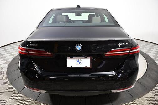 2024 BMW 540 i xDrive