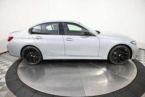 2025 BMW 330 i xDrive