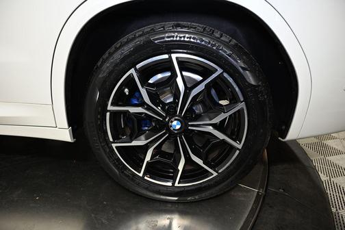 2024 BMW X3 M40i