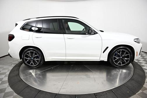 2024 BMW X3 M40i