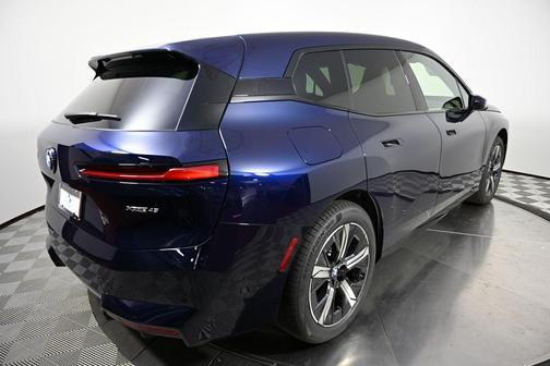 2026 BMW iX xDrive45