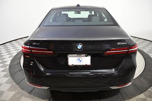 2026 BMW 530 i xDrive