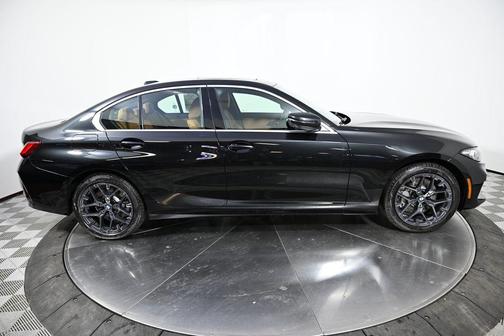2025 BMW 330 i xDrive
