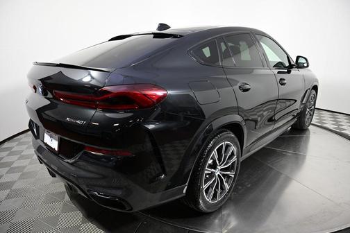 2022 BMW X6 xDrive40i