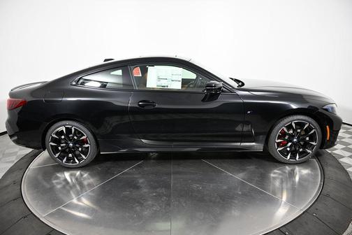 2026 BMW M440 i xDrive