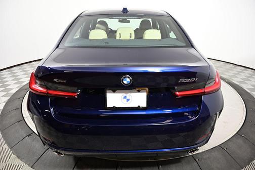 2026 BMW 330 i xDrive