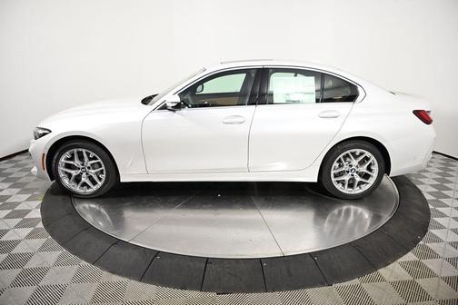 2025 BMW 330 i xDrive