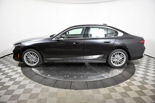 2025 BMW 530 i xDrive