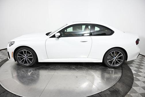 2026 BMW 230 i xDrive