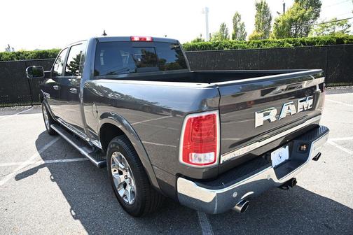 2017 RAM 1500 Limited Crew Cab 4x4 6'4' Box