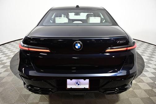 2026 BMW 760 xDrive