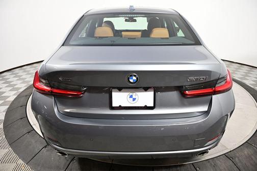 2026 BMW 330 xDrive NA