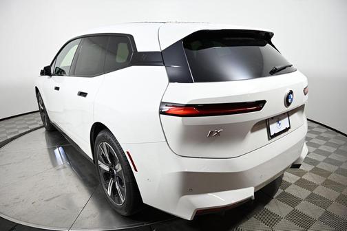 2026 BMW iX xDrive45