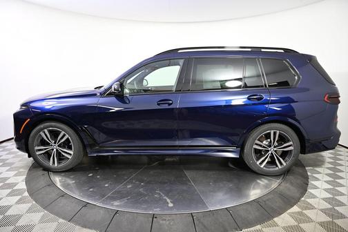 2026 BMW X7 M60i