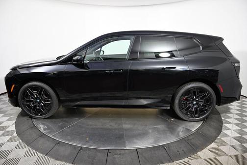 2026 BMW iX xDrive60