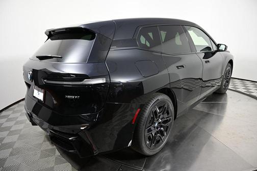 2026 BMW iX xDrive60