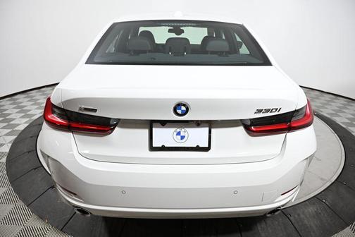 2026 BMW 330 xDrive NA