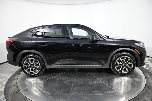 2025 BMW X2 xDrive28i