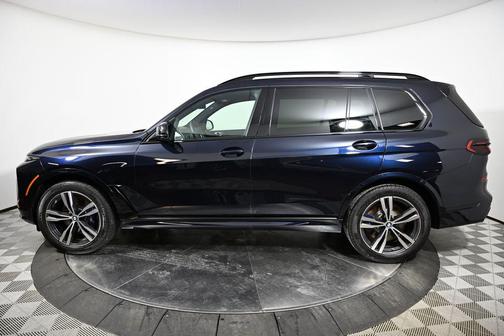 2026 BMW X7 M60i