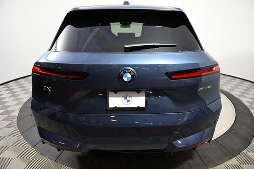 2026 BMW iX xDrive45