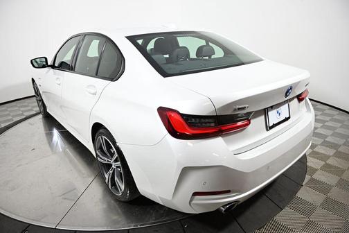 2023 BMW 330e Base