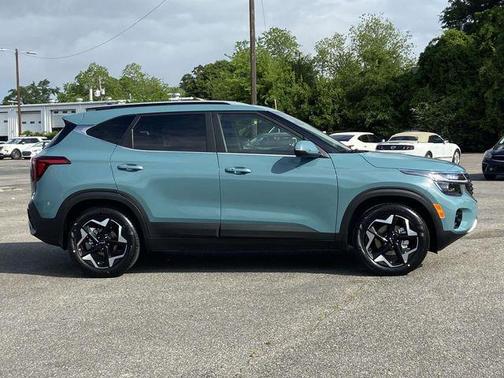 Pluton Blue 2026 Kia Seltos EX