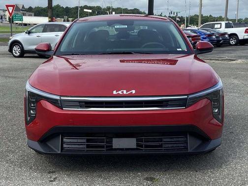 Currant Red 2026 Kia K4 LXS