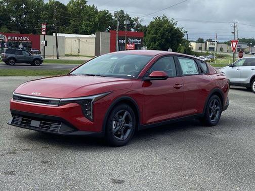 Currant Red 2026 Kia K4 LXS