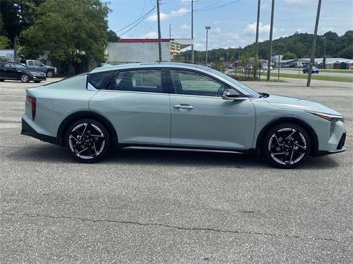 2025 Kia K4 GT-Line