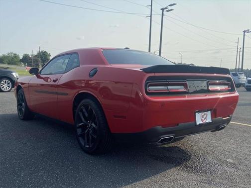 2021 Dodge Challenger SXT