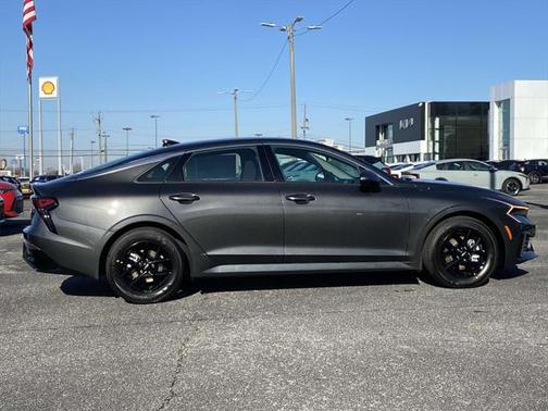 2025 Kia K5 LXS